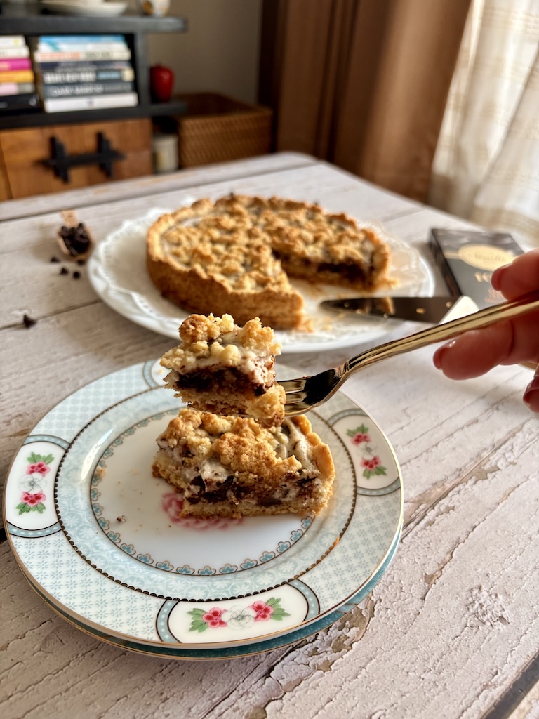 Ricotta and Dark Chocolate Crumble Cake